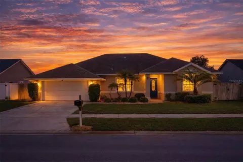 1305 Pemberton Trl, Malabar, FL 32950