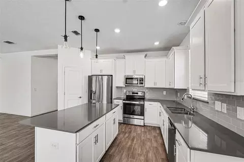Kitchen - 2743 Slash Way, Saint Cloud, FL 34771 photo 3 of 3