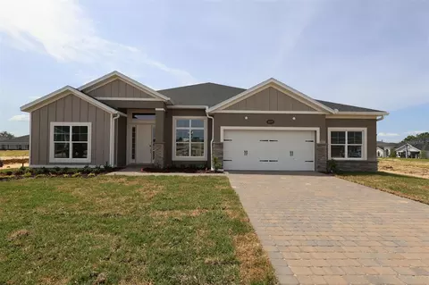 3177 Wolf Lake Ave, Apopka, FL 32712