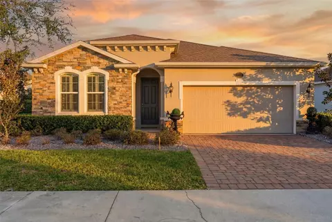 1560 Chelsea Manor Cir, Deland, FL 32724