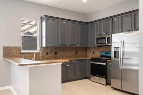 Kitchen - 13118 Sunkiss Loop, Windermere, FL 34786 photo 1 of 3