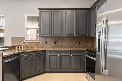 Kitchen - 13118 Sunkiss Loop, Windermere, FL 34786 photo 3 of 3