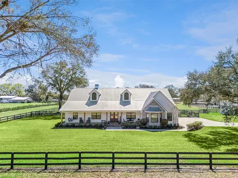 7100 Redwing Rd, Groveland, FL 34736