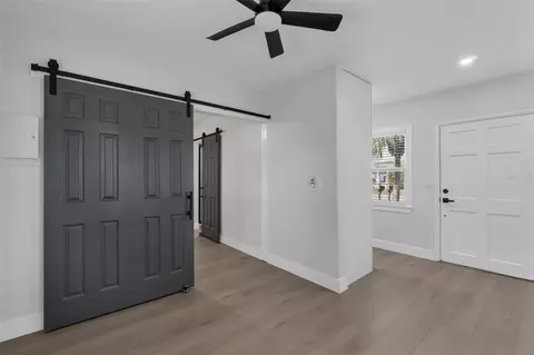 Entry Way - 1432 10th St, Saint Cloud, FL 34769 photo 2 of 3