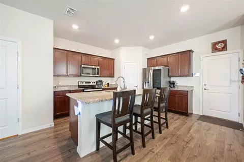Kitchen - 2769 Franklin Rd, Saint Cloud, FL 34771 photo 4 of 6