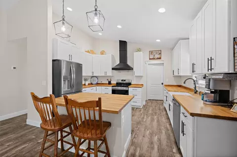 Kitchen - 3440 Hammock Rd, Mims, FL 32754 photo 3 of 6