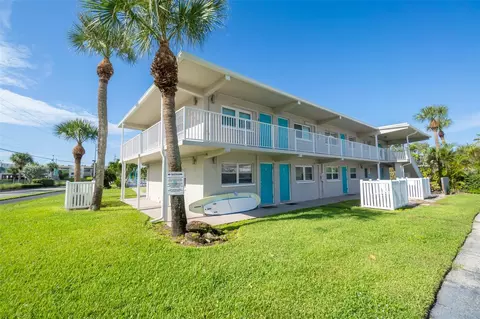 425 Tyler Ave #4B, Cape Canaveral, FL 32920