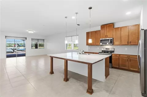 Kitchen - 3100 Crispin Cir, Harmony, FL 34773 photo 2 of 2