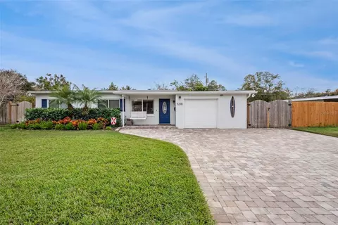 3218 Carnine Dr, Orlando, FL 32806