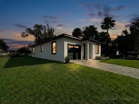 909 Pecan Ave, Sanford, FL 32771