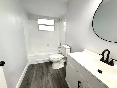 Bath - 2419 Liela Lee Ct, Ocoee, FL 34761 photo 1 of 5