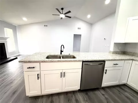 Kitchen - 2419 Liela Lee Ct, Ocoee, FL 34761 photo 3 of 5