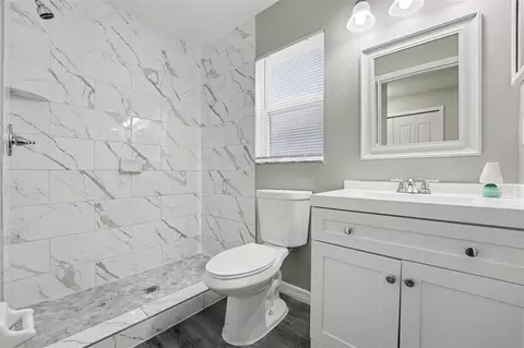 Bath - 3339 Queens Cove Loop, Winter Haven, FL 33880 photo 2 of 2