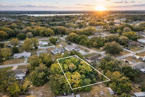 3044 Azalea Ln, Lake Placid, FL 33852