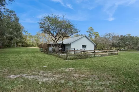 Exterior - 41731 Dahlia St, Eustis, FL 32736 photo 10 of 14
