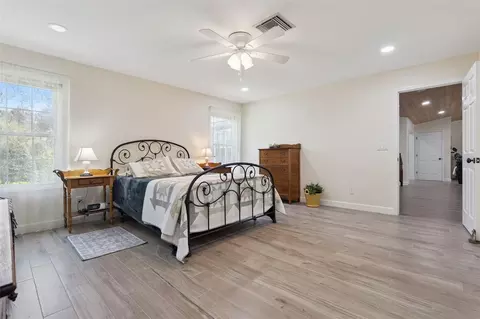 Bedroom - 37008 Forestdel Dr, Eustis, FL 32736 photo 1 of 4