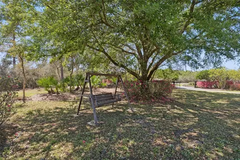 Exterior - 37008 Forestdel Dr, Eustis, FL 32736 photo 7 of 12