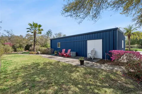 Exterior - 37008 Forestdel Dr, Eustis, FL 32736 photo 11 of 12