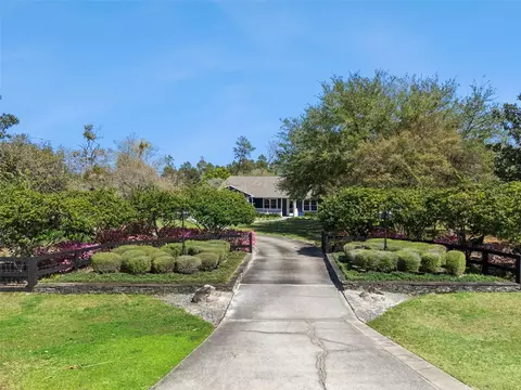 Exterior - 37008 Forestdel Dr, Eustis, FL 32736 photo 3 of 12