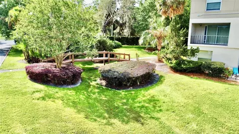 Exterior - 404 E Orlando Ave #8B, Ocoee, FL 34761 photo 2 of 3