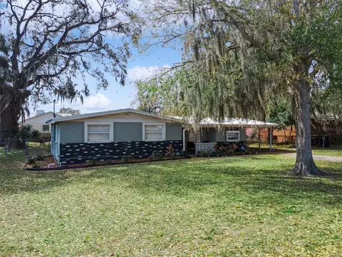 126 Seville Rd, Auburndale, FL 33823