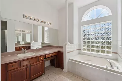 Bath - 7045 Branch Ct, Saint Cloud, FL 34771 photo 1 of 1