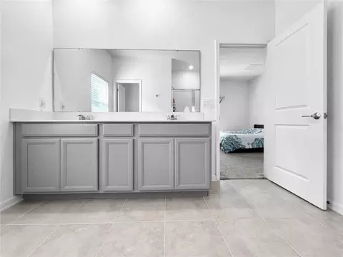 Bath - 661 Taurus Ln, Saint Cloud, FL 34772 photo 6 of 6