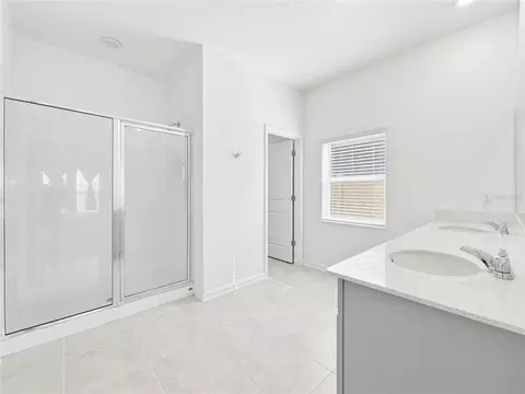 Bath - 661 Taurus Ln, Saint Cloud, FL 34772 photo 4 of 6