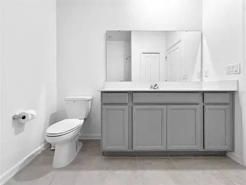 Bath - 661 Taurus Ln, Saint Cloud, FL 34772 photo 2 of 6