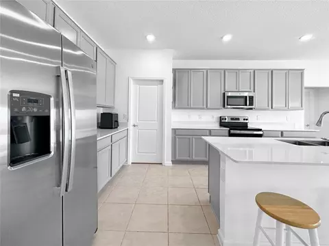 Kitchen - 661 Taurus Ln, Saint Cloud, FL 34772 photo 2 of 4