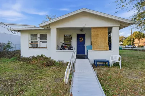336 8th St, Holly Hill, FL 32117