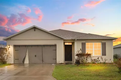 943 Summer Glen Dr, Winter Haven, FL 33880