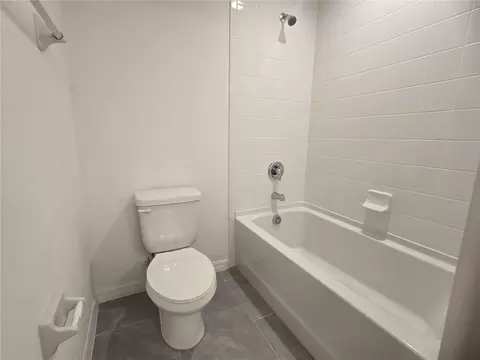 Bath - 1591 Cloudy Ct, Saint Cloud, FL 34769 photo 2 of 4