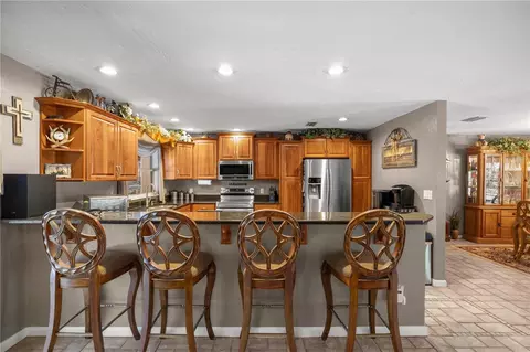 Kitchen - 19 Northern Dancer Dr, Ocala, FL 34482 photo 2 of 4