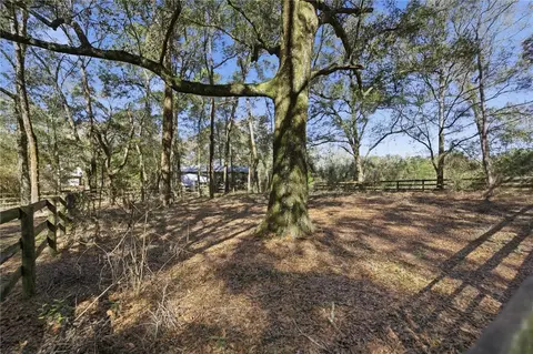 Exterior - 19 Northern Dancer Dr, Ocala, FL 34482 photo 10 of 25