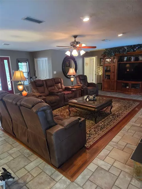 Living - 19 Northern Dancer Dr, Ocala, FL 34482 photo 1 of 3