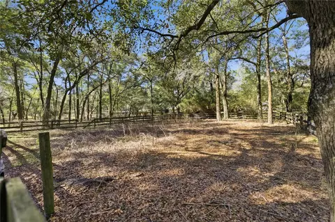 Exterior - 19 Northern Dancer Dr, Ocala, FL 34482 photo 11 of 25