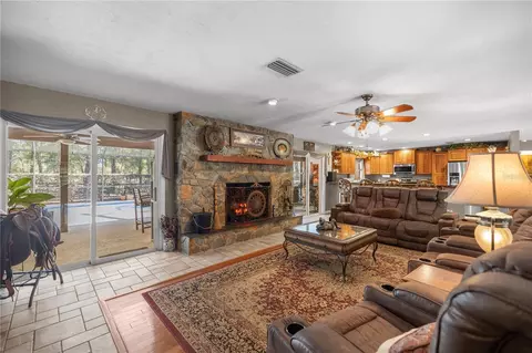 Living - 19 Northern Dancer Dr, Ocala, FL 34482 photo 3 of 3