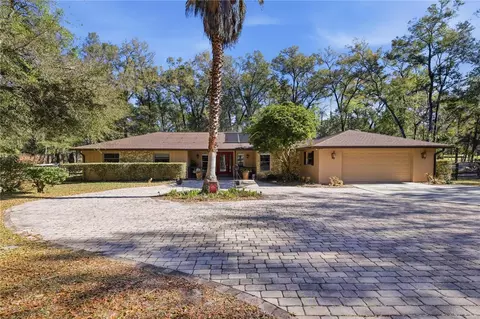 19 Northern Dancer Dr, Ocala, FL 34482
