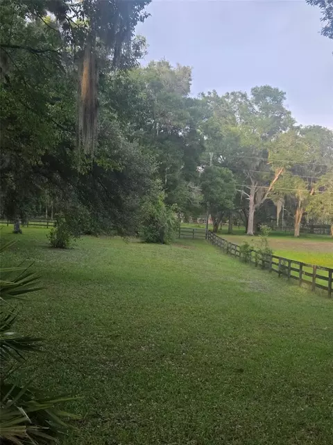 Exterior - 19 Northern Dancer Dr, Ocala, FL 34482 photo 19 of 25