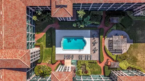 6150 Gulfport Blvd S #304, Gulfport, FL 33707