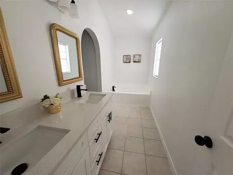 Bath - 509 Ridges Dr, Dundee, FL 33838 photo 3 of 6