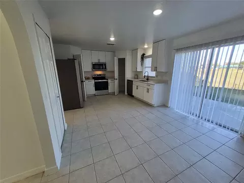 Kitchen - 509 Ridges Dr, Dundee, FL 33838 photo 3 of 3