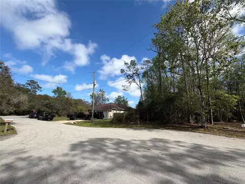 6 Zeppelin Ct, Palm Coast, FL 32164
