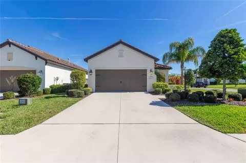 3723 Azurite Way, Bradenton, FL 34211