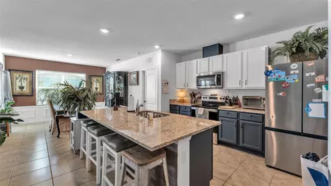 Kitchen - 3612 Diving Dove Ln, Bartow, FL 33830 photo 4 of 4