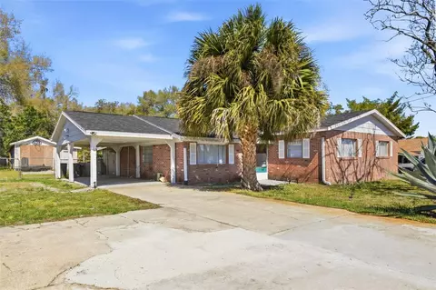 8 S Shell Rd, Debary, FL 32713