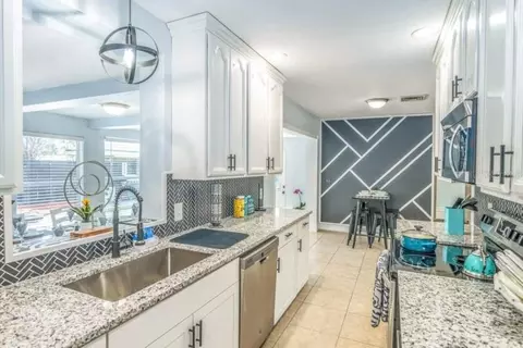 Kitchen - 2917 Stetson St, Melbourne, FL 32901 photo 3 of 3