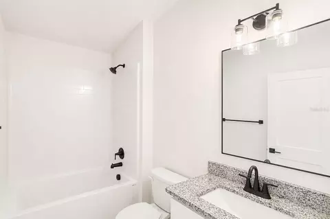 Bath - 7592 Bent Tree Loop, Saint Cloud, FL 34771 photo 2 of 2
