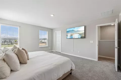 Bedroom - 469 Silverbell Trl, Saint Cloud, FL 34771 photo 3 of 9